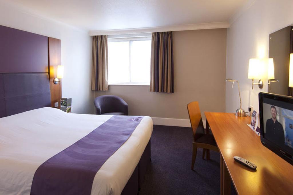 Premier Inn Newport/Telford Newport  Ngoại thất bức ảnh