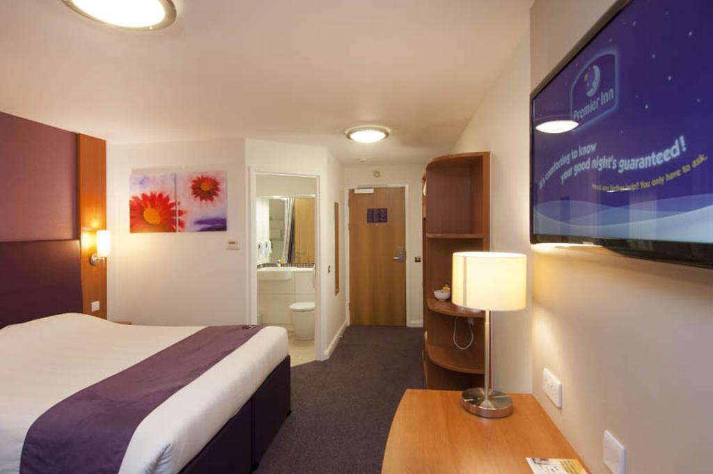 Premier Inn Newport/Telford Newport  Ngoại thất bức ảnh