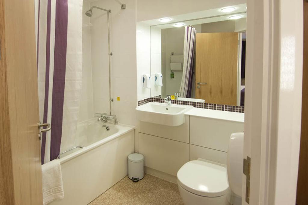 Premier Inn Newport/Telford Newport  Ngoại thất bức ảnh